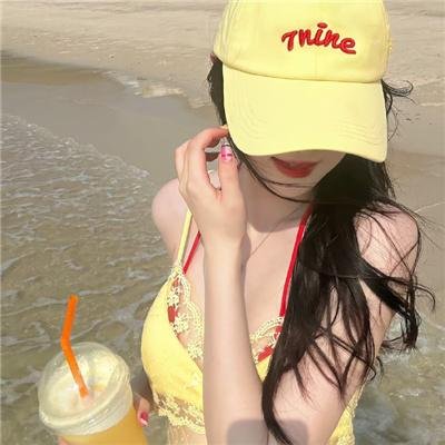 裸女岛恩仇记